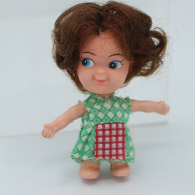 Adorable 3'' Brunette Green Dress Liddle Kiddle Clone Arms Bend Hold Pose Vintage