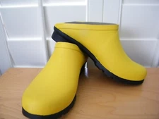NOMAD LEMON YELLOW RUBBER SLIP ON CLOG SZ 8
