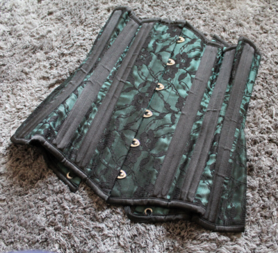 その他 Katie What Katie Did Morticia green satin black lace steel bone