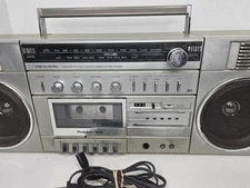 Realistic 14-782 Modulette 500 AM/FM Stereo Radio Cassette Recorder Boombox Work