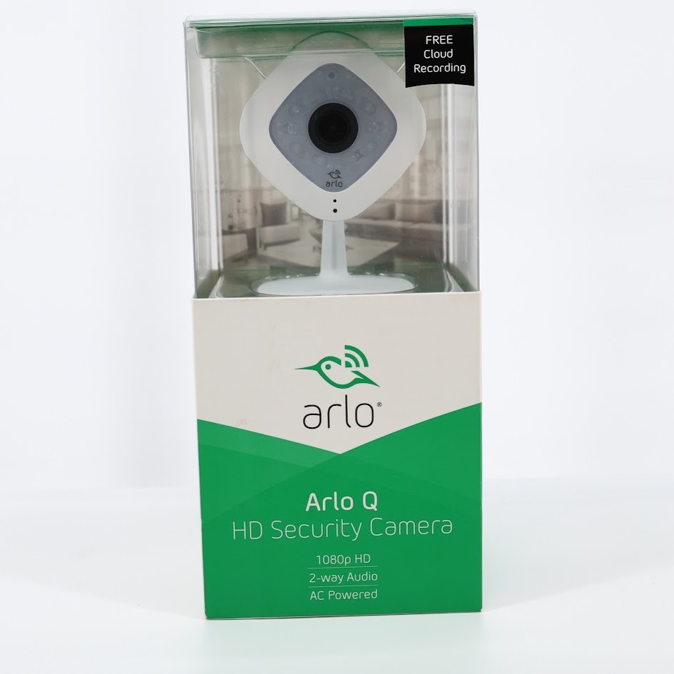 Arlo Q VMC3040-100NAS 1080p HD Wireless Security Camera with