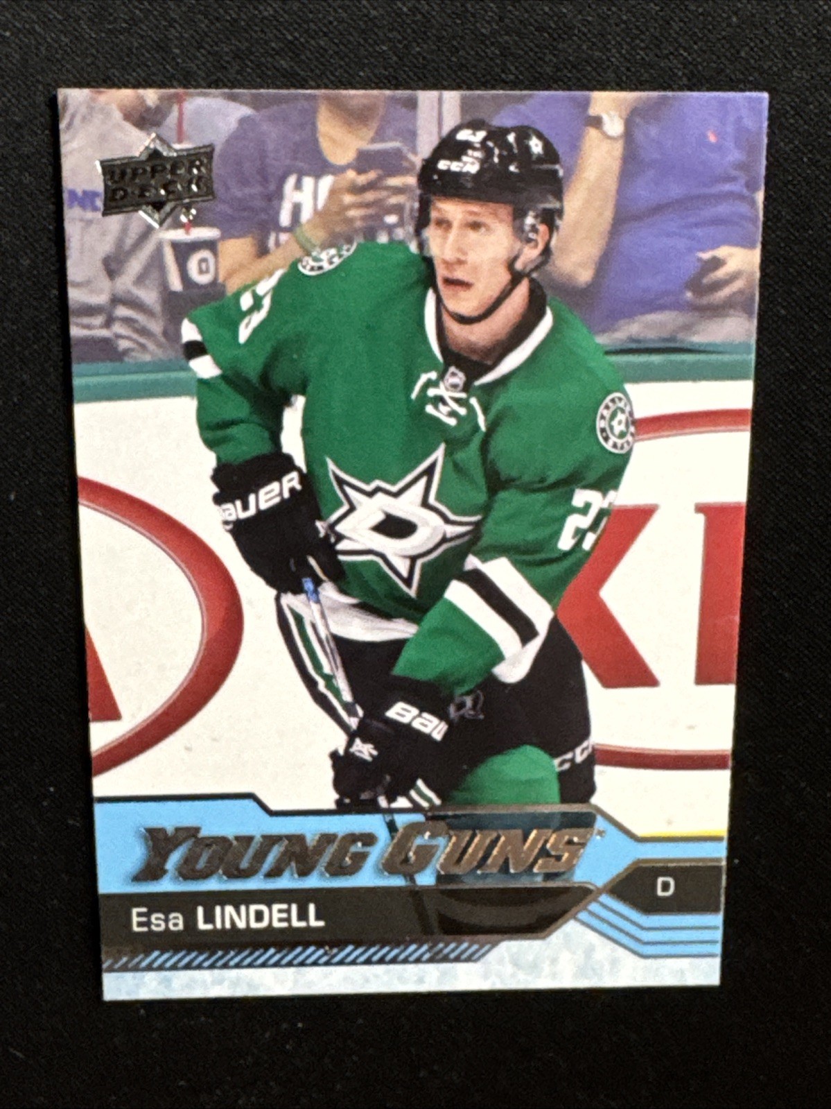 16-17 UD Series 1 Hockey Young Guns 237 Esa Lindell