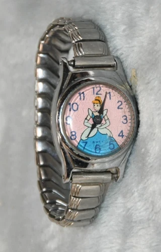 Timex Vintage 1959 Disney Cinderella Wind Up Watch 23MM Runs Good