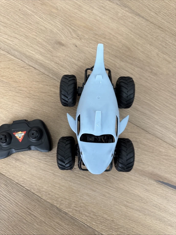 Barely Used Monster Jam Megalodon RC Truck 1/24 Scale Remote Control Toy - Image 2 of 3