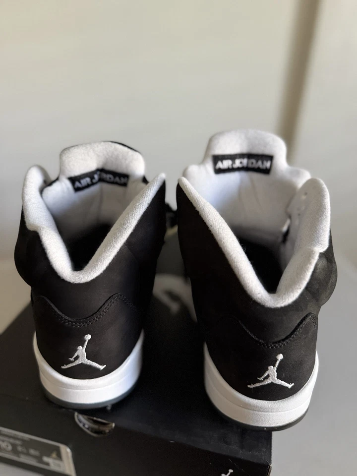 Nike Air Jordan 5 Retro Mid Moonlight Oreo CT4838-011 2021 Size 10 - Image 4 of 4
