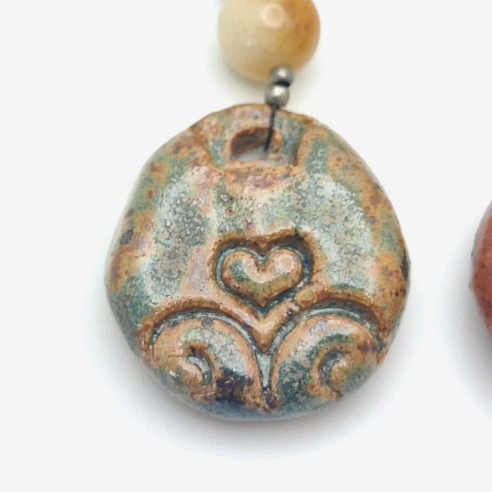 Lote Collar Cristal Curativo y Cerámica - Cuarzo Rosa, Colgante Corazón, Comodidad  Foto 2 de 4