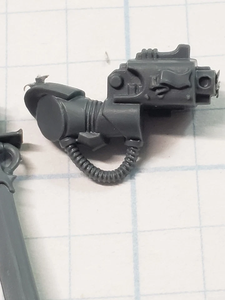 40k Gris Caballero Bits Strike Squad Force Dos Manos Fuerza Espada Tormenta Bolter F32 Foto 4 de 4