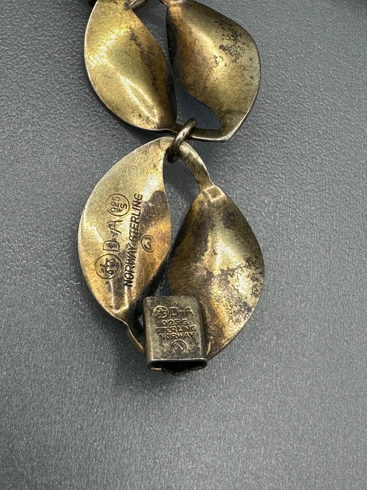 David Andersen Norwegen Sterling blau emaillierte Blätter Halskette in neuwertigem Zustand - Bild 4 von 4