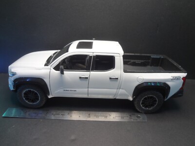 ミニカー TOYOTA TACOMA TRD OFF ROAD (WHITE) 1:24 Scale 2024 Toyota Tacoma TRD OFF Road White | eBay