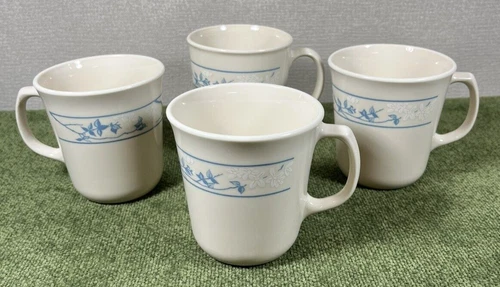 Vintage Corelle FIRST OF SPRING Set of 4 Coffee/Tea Cups Beige Blue/White