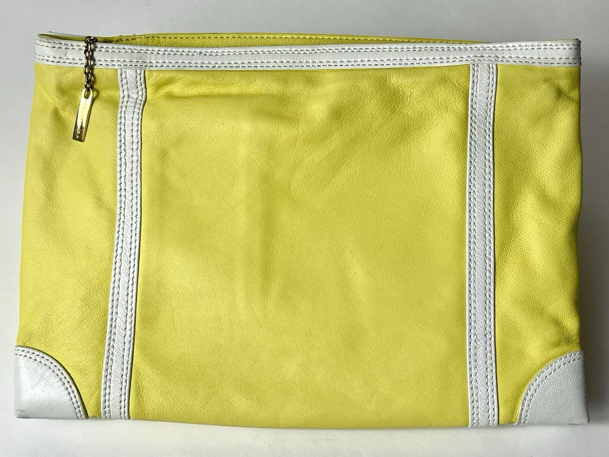 BCBG MAXAZRIA（ビーシービージーマックスアズリア）イエロー小物入れ BCBGMAXAZRIA 黄色包和女士手提包| eBay