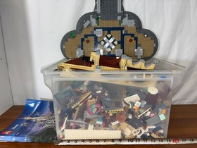 Lot 17.5lb Disney LEGO 71040 Cinderella Castle- For Parts -Pre-Owned