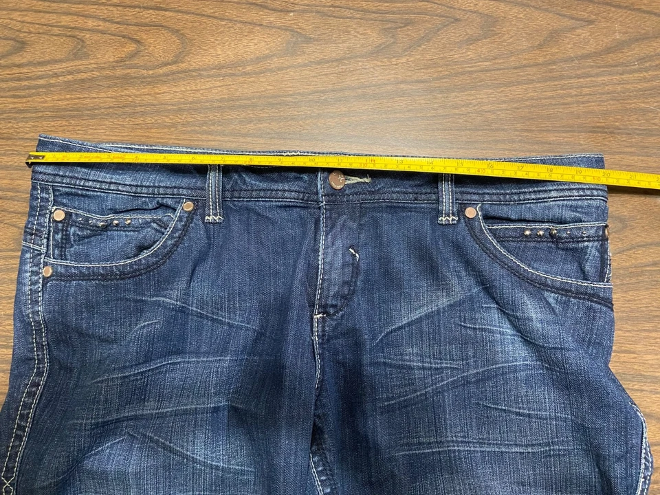 Chinese Lavandería, corte bota tiro medio 34x37=14 Foto 4 de 4