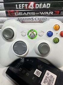 Xbox 360 S CONSOLE BUNDLE-20 Games/DJ Turntable-2 Controllers-Model 1439-KINECT