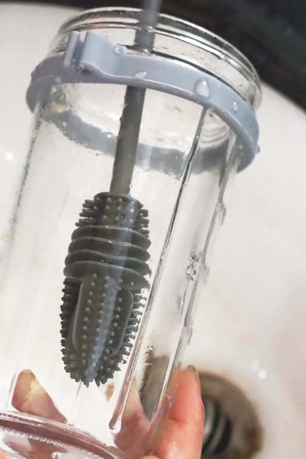 Long Handle Silicone Bottle and Glass Brush - A Durable Dish Scrub Brush