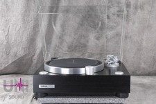 YAMAHA GT-2000 Direct Drive Record Turntable in Very Good Condition