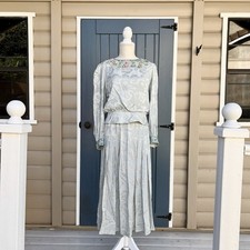 UN Collections by Anne Crimmins setFloral Embroidered 100% Silk Women's Size 10