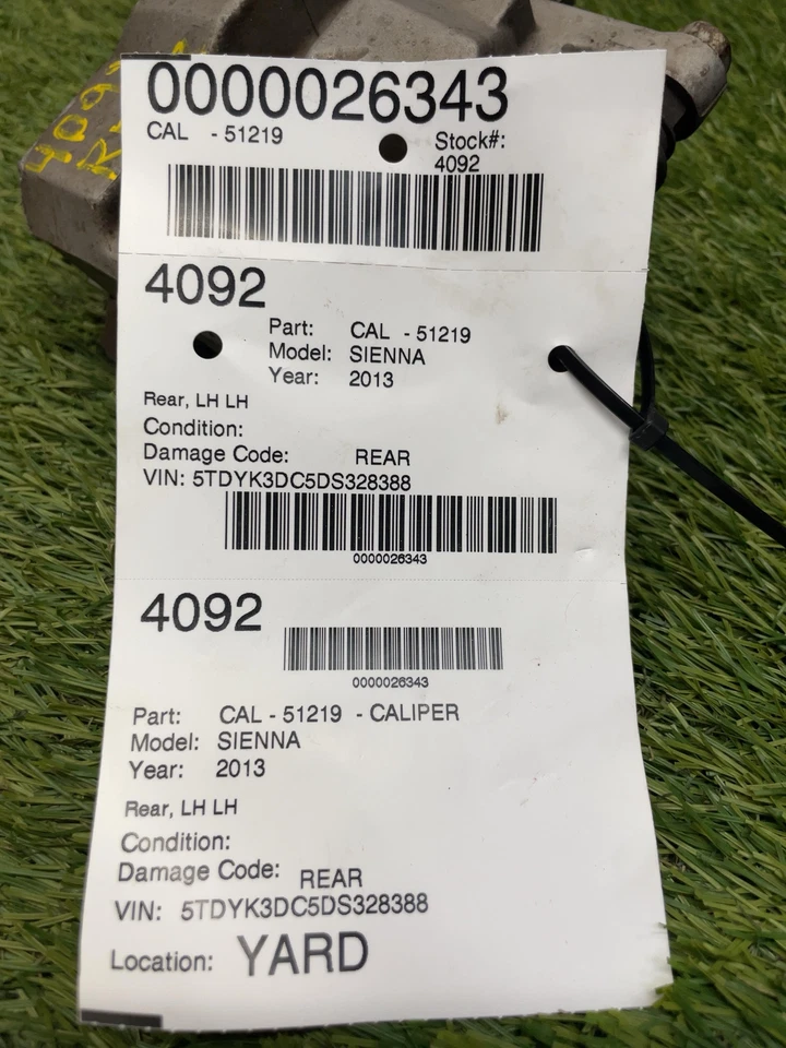 ✅ Pinza trasera izquierda Toyota Sienna 2014 OEM Foto 4 de 4