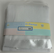 NWT Bright Future Baby Morgan White Acrylic Thermal Satin Binding Crib Blanket