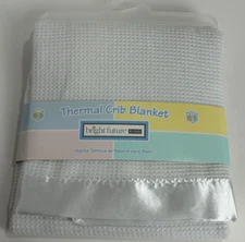 NWT Bright Future Baby Morgan White Acrylic Thermal Satin Binding Crib Blanket