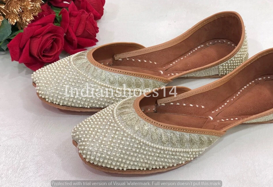 Kolhapuri store mojari shoes