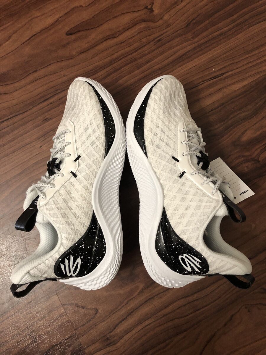 Under Armour Curry Flow 10 'Team Curry' White/Black Mens 9 Under Armour Curry Flow 10 'Team Curry' White/Black Mens 9