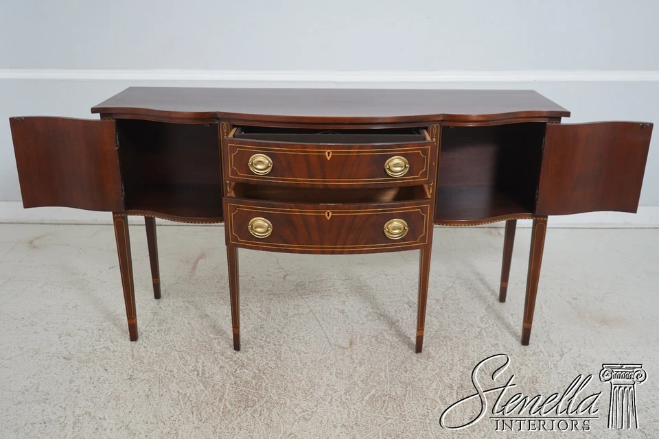 67922: Aparador STICKLEY Federal Hepplewhite estilo caoba Foto 3 de 4