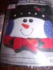 Design Works Jewel Felt Pillow Kit  SNOWMAN 12" x 12"