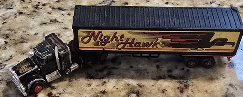 8" Majorette 1:87 #604 Black Kenworth Tractor Trailer Night Hawk Tractor Trailer - Picture 4 of 13