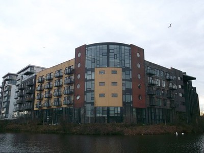 Photo A2 Omega Works, Hackney Stratford/TQ3884 As seen from the path be c2013
