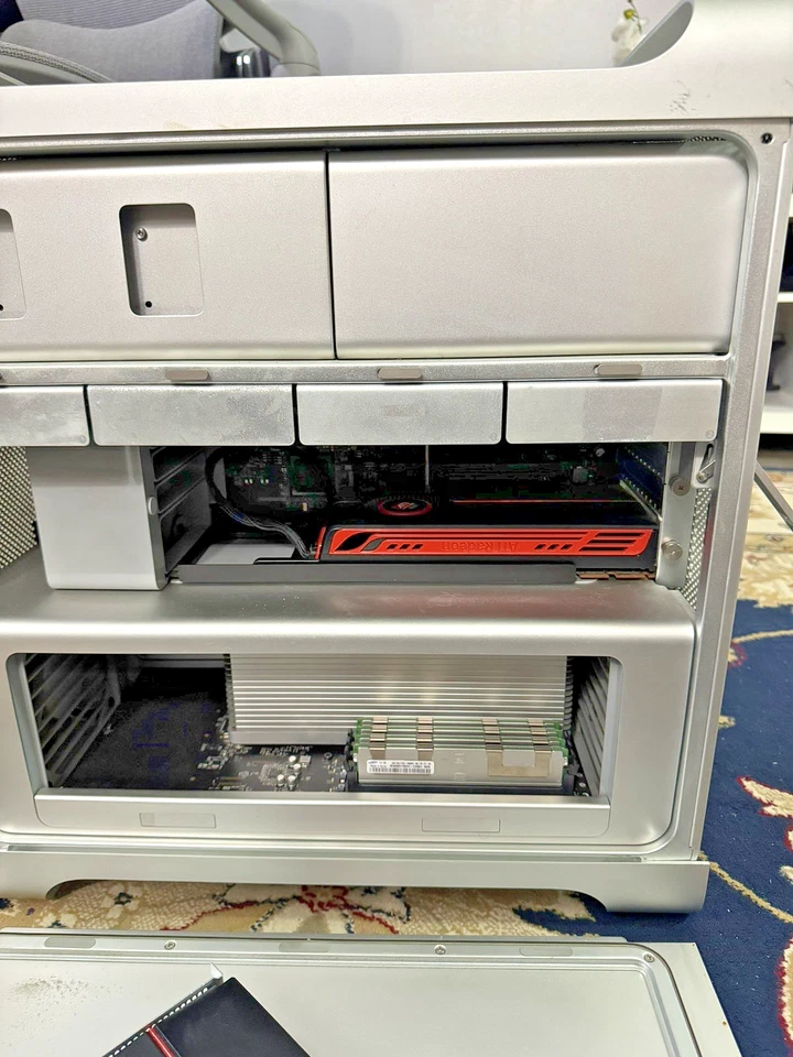 Apple Mac Pro A1289 Desktop - MC561LL/A (July, 2010) - Image 4 of 4