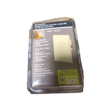 COOPER WIRING DEVICES LED STEPLIGHT 120V 60HZ Indoor Use Only 7739A-K NEW ALMOND