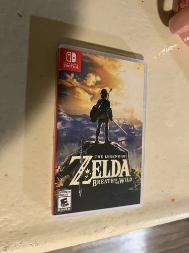 Nintendo The Legend of Zelda: Breath of the Wild amiibo Compatible Switch Game