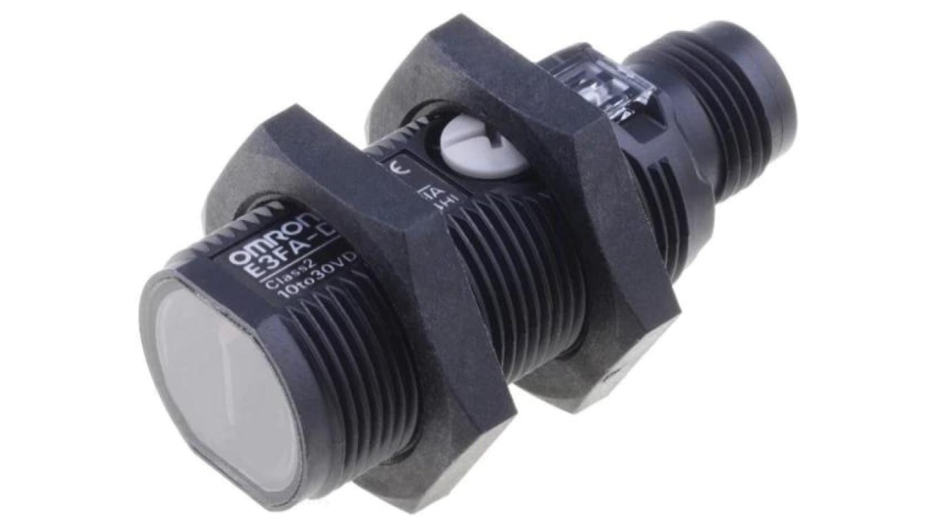 Photoelectric Sensor Straight with 0.3m Range PNP E3FA-DP22