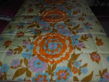 Bettdecke,  1,30 Meter x 2,10 Meter, Tagesdecke, Einziehdecke, tadellos