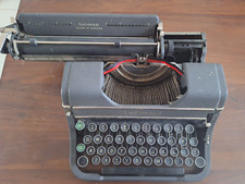 Underwood Universal Portable Typewriter thumbnail