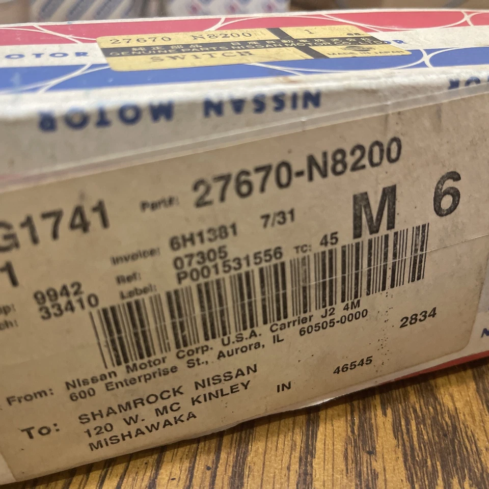 Nissan 27670-N8200 Switch-Air Con 1981-1983 Nissan Datsun 810 27670N8200 NOS OEM - Image 3 of 4