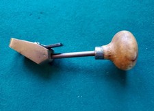 Antique Wooden Tail Handle Violin Maker/Luthi...