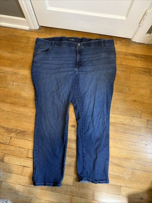Lee Women's Plus Size Ultra Lux Comfort With Flex Motion Straight Leg Jeans 30W