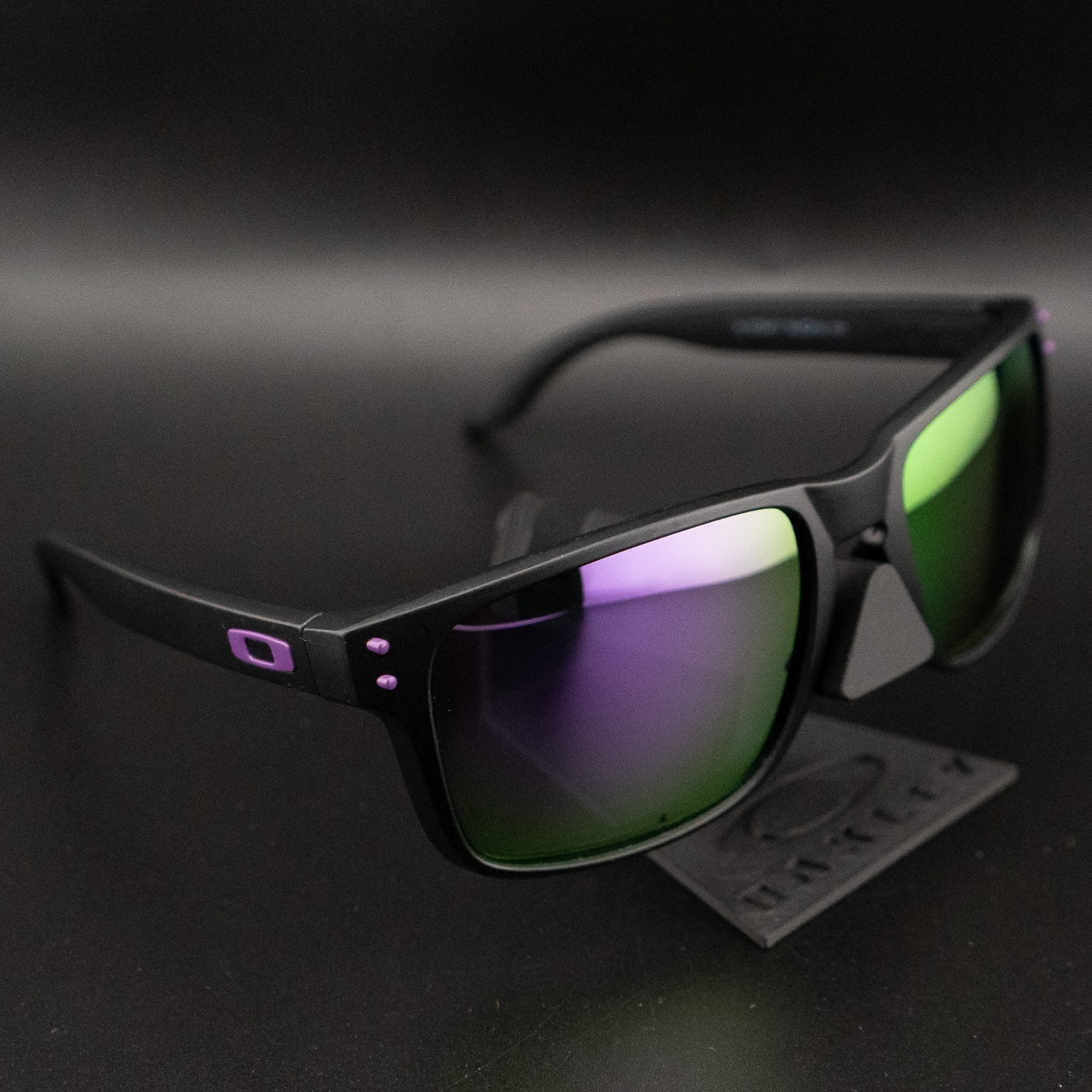 NEW Oakley Holbrook XL Polarized P Black Sunglasses Black /Purple Jade / 5XL