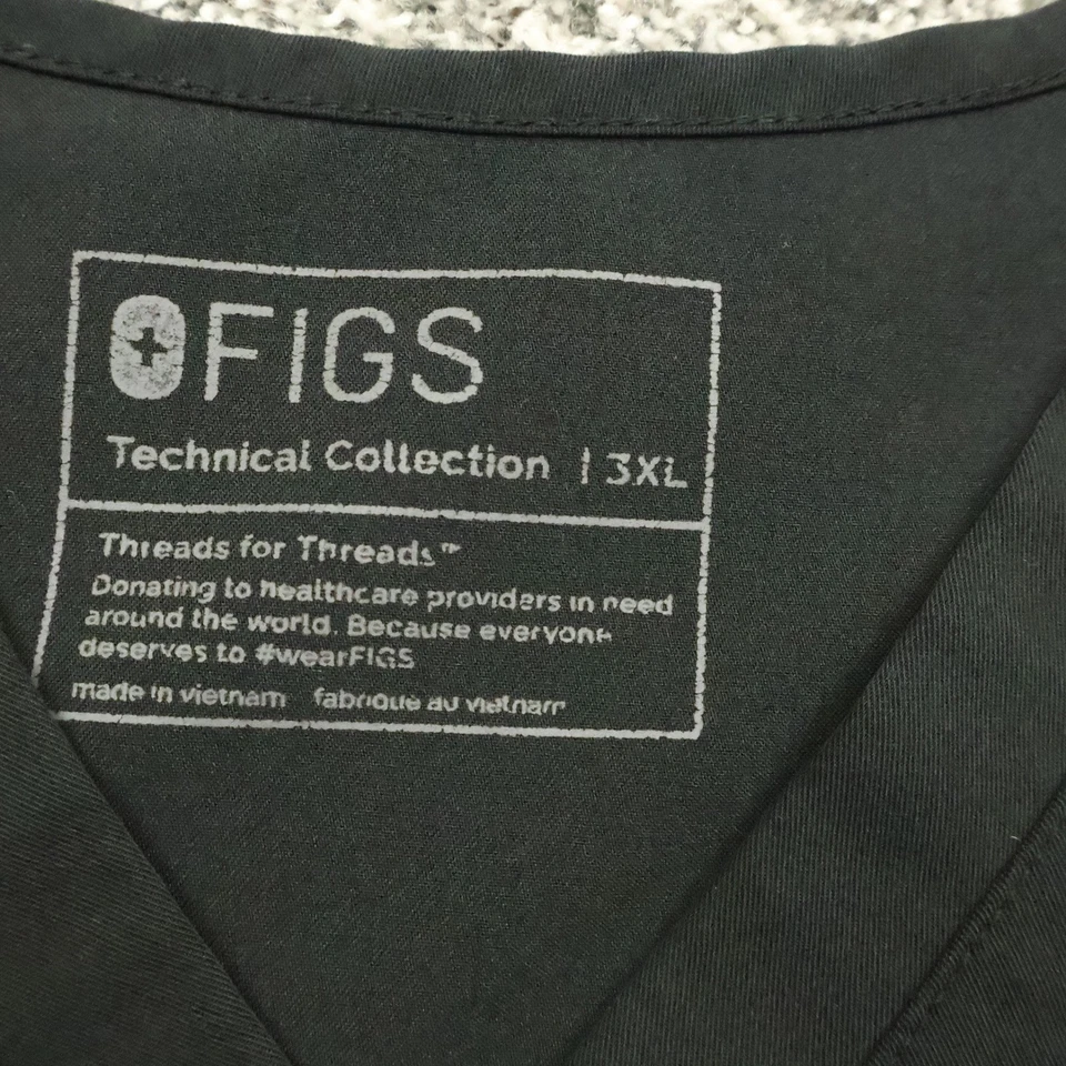 FIGS Catarina Scrub Top Women's 3XL Black Technical Collection V-Neck Pocket - Image 3 of 4