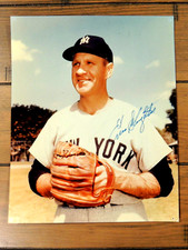 ENOS SLAUGHTER  8 X 10 AUTOGRAPH PHOTO    N.Y. YANKEE LEGEND