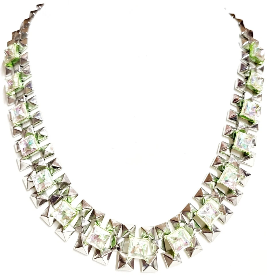 Collar de cadena de rejilla de cristal J.Crew plateado iridiscente enchapado en rodio Foto 2 de 4