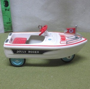 Voiture à Pédales Kiddie Car Classics 1968 Jolly Roger Boat - Occasion Bon état