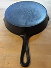 Griswold Victor #8 Cast Iron Skillet w/ Heat Ring - Sits Flat