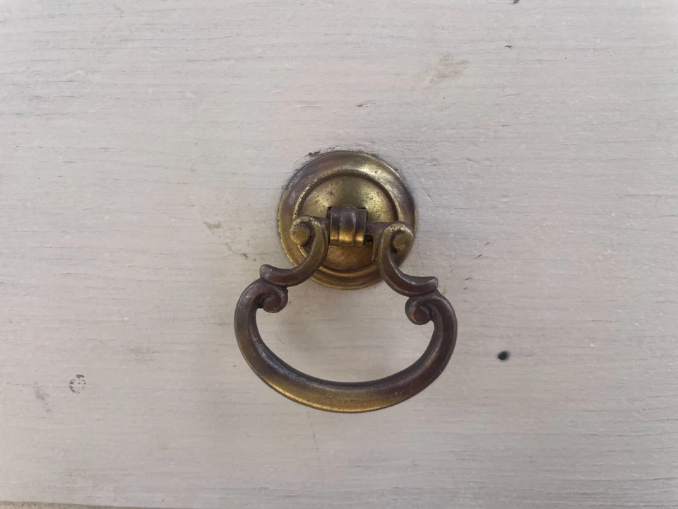 Vintage 5 Drawer Dresser Wood White Shabby Style - Image 4 of 4