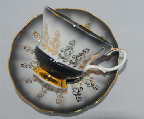  Coupe à thé et soucoupe série ouverture noire or blanc Royal Albert - Photo 1 sur 6