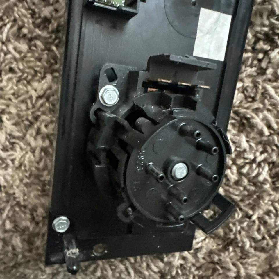 97 98 99 Interruptor de control de temperatura de CA del calentador Chevy Venture Foto 4 de 4