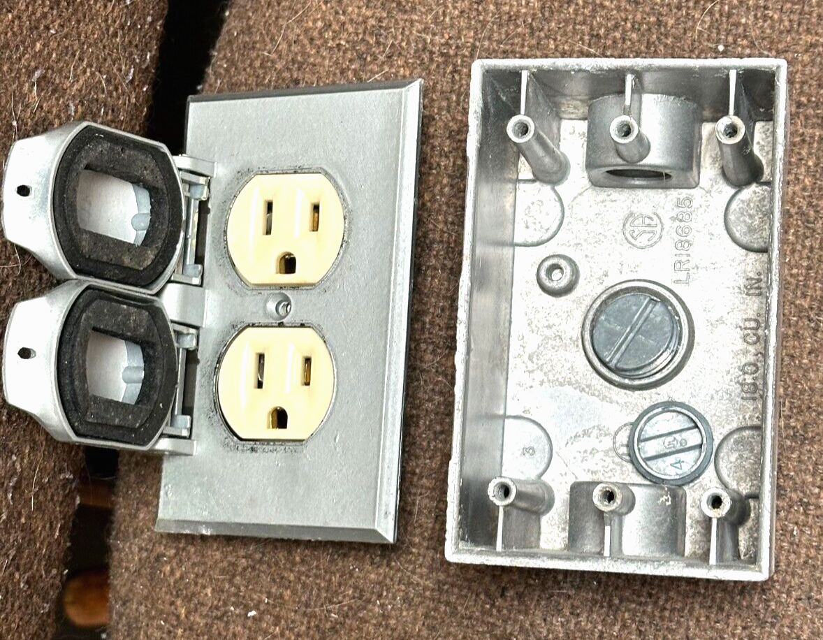 Exterior Wall Electrical Box Cover Electrical Socket Box Cover