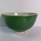 VTG Pyrex Primary Colors Green Mixing Nesting Bowl 2.5 Qt 1940s No Number